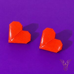 Aretes Corazones Origami Resina